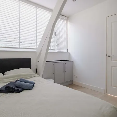 Apartment One Bedroom With Sloped Ceiling