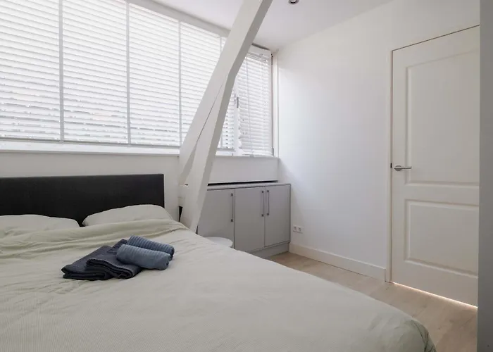 Apartment One Bedroom With Sloped Ceiling