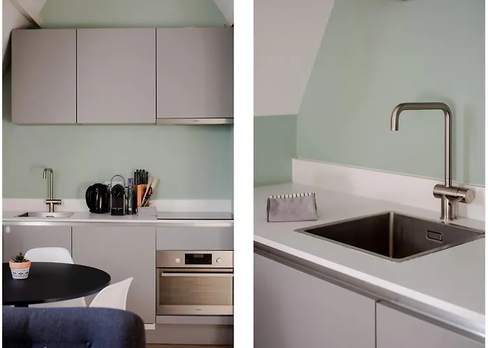 Apartman One Bedroom With Sloped Ceiling